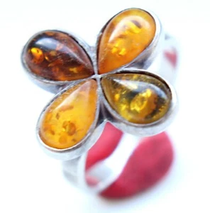 Sterling Silver Ring Decorated With Amber Baltic 7.4 gram 波羅的海琥珀 - Picture 1 of 7