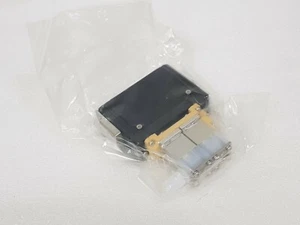 NEW CKD AMC-VL-X18 VALVE FREE SHIP - Picture 1 of 7