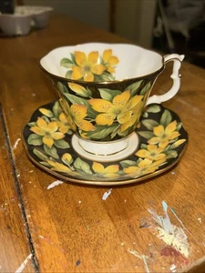 Royal Albert Bone China England Bouquet Serie Teetasse & Untertasse ROSE of SHARON - Bild 1 von 6