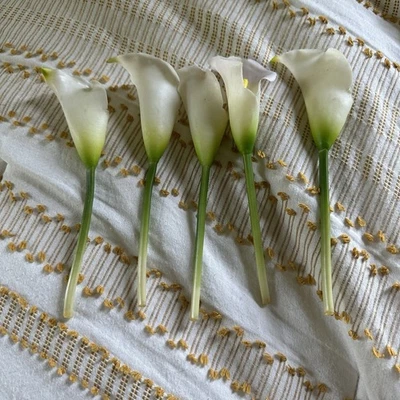 Lote de 5 Mini Calla Lily Pick Boda Flor Flor Flor Suya y Su Boda Foto 1 de 3