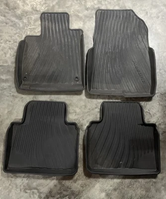 2020 Honda Accord 08p19-tva-1000-02 OEM Floor Mat - Image 1 of 3