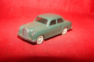 WIKING HO MERCEDES 180 微型电动火车车 — 第 1/4 张图片