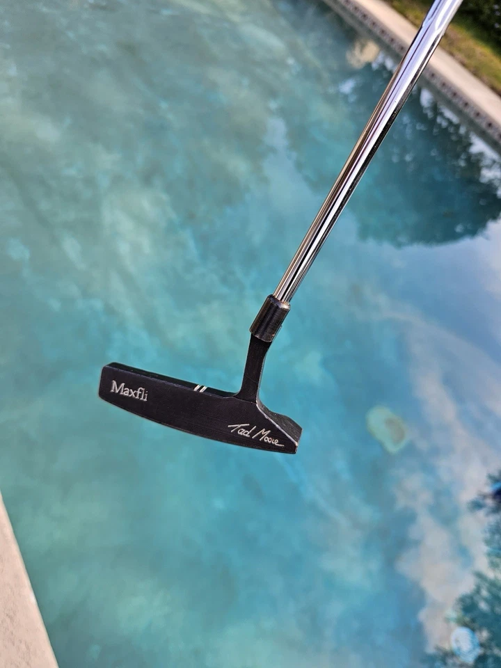 Maxfli Tad Moore TM-11 Putter 35" RH - Image 1 of 3