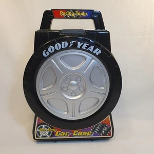 Vintage Goodyear Racing Team Take Along Maßstab 1:64 Car Case 1999 Redbox #69035 - Bild 1 von 12