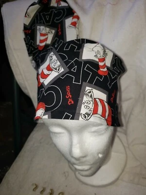 DR. SEUSS GATO EN EL SOMBRERO.                      GORRAS EXFOLIANTES QUIRÚRGICAS HECHAS A MANO     Foto 1 de 4