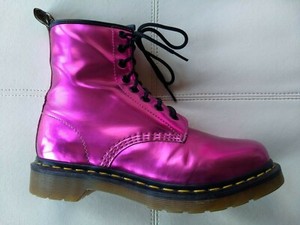 pink dr martens