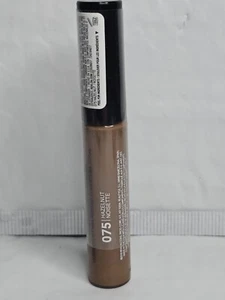 Revlon Colourstay Concealer Corrector Hazelnut 075 Face Eyes Dark Circles Light - Picture 1 of 3