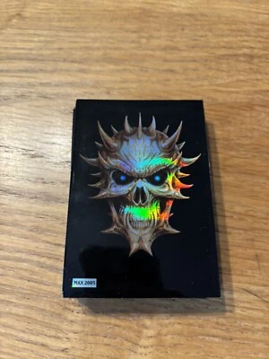 Card Sleeves Holo SKULL - Black Max Protection Gold Skull with Blue Eyes - Bild 1 von 2