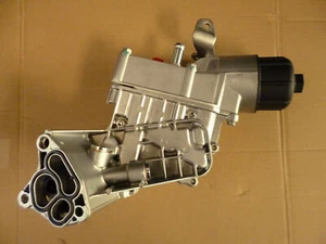 Motorölkühler original MOPAR 68211440AC Jeep Grand Cherokee 3,0 CRD Diesel 11-20 - Bild 1 von 1