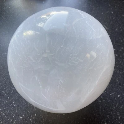 Selenit Kugel  Ø ca 12 cm Marokko ca .2000 Gr. - Bild 1 von 2