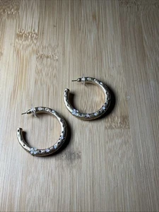 Plunder Design Jewelry Gold Crystal Hoop Earrings - Free Shipping - Picture 1 of 2