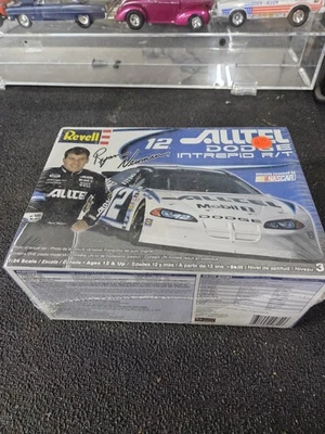 Revell Nascar Ryan Newman Alltel 1/24 Dodge Intrepid model kit Sealed - Image 1 of 3