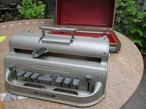 Perkins Brailler Perforierten Schreibmaschine. Wenig verwendet - Bild 1 von 10