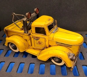 1926 Dodge Pennzoil Yellow pick up Truck Antique Style Metal Decoration - Picture 1 of 10