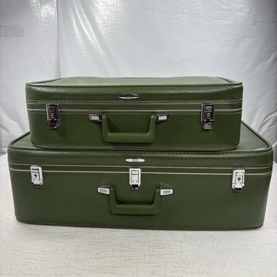Juego de equipaje vintage Sears Featherlite verde oliva 2 piezas estuche rígido aguacate Foto 1 de 4