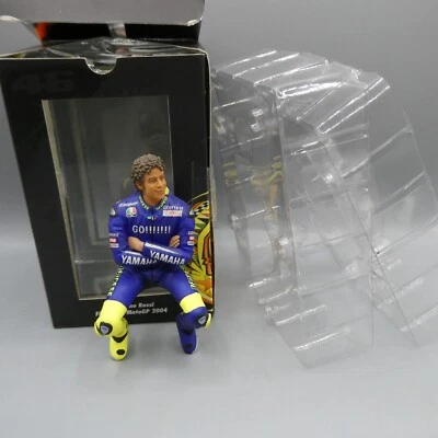 MINICHAMPS 1:12 VALENTINO ROSSI FIGURINE 312049046 MOTO GP 2004 YAMAHA - Image 1 of 4