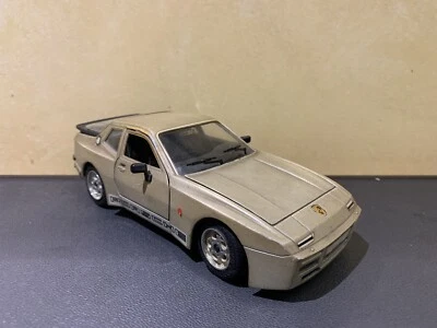 PORSCHE 944 TURBO. Majorette scala 1/24; - Immagine 1 di 4