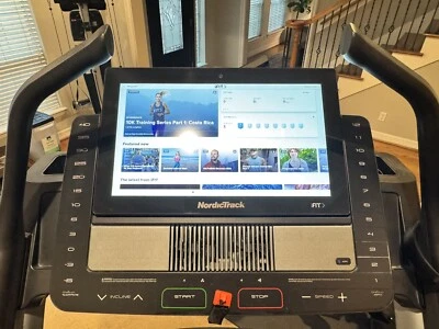 Cinta de correr Nordictrack x22i comercial Foto 1 de 4