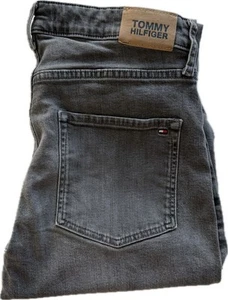 TOMMY HILFIGER Jeans 176 Dunkelgrau/ Anthrazit Regular Fit Top Zustand wie neu - Bild 1 von 4