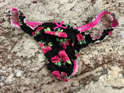 True Vintage Victoria's Secret PINK Rose Print Ruffled Edge Thong Panties Small - Image 1 of 3