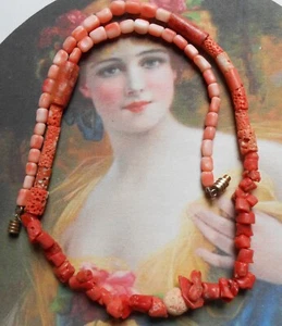 Tolle alte Halskette aus Naturkoralle (rote Koralle und Engelsfell) - Bild 1 von 6