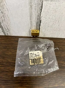 Cooper Bussmann UCB-20 Automotive Circuit Breaker  - Foto 1 di 5