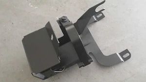 Soporte acumulador de secadora de aire acondicionado Corvette 1990-1996 usado - Imagen 1 de 3