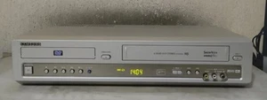 SAMSUNG SV-DVD55 COMBO LETTORE DVD/VHS 6 TESTINE STEREO CON TELECOMANDO - Imagen 1 de 7