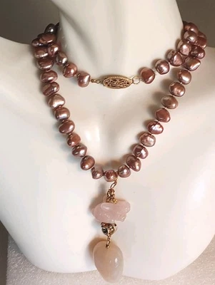 ESTATE 925 PEACOCK PEARLS ROSE QUARTZ BUNNY AMETHYST PENDANT NECKLACE 18" - Image 1 of 4