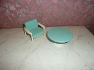 Alter Sessel+Tisch-60er Jahre-Laden-Puppenhaus-Puppenstube-ca 1:12 - Bild 1 von 2