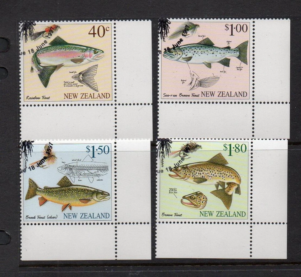 NEW ZEALAND FINE USED 1997 SG2082-2085 FLY FISHING R/H CORNER SELVEDGE SET — 第 1/1 张图片