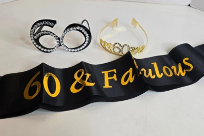 Faja de tiara de regalo mordaza divertida sesenta 60 cumpleaños Foto 1 de 4