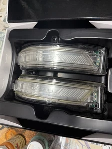 For Dodge Ram 1500 2019-2024 Side Mirror Turn Signal Light Left Right 68402097AA - Picture 1 of 6
