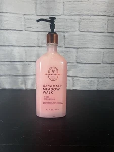 Bath & Body Works Aromatherapie Erneuernde Wiese Spaziergang Rose Magnolie Körperlotion - Bild 1 von 6
