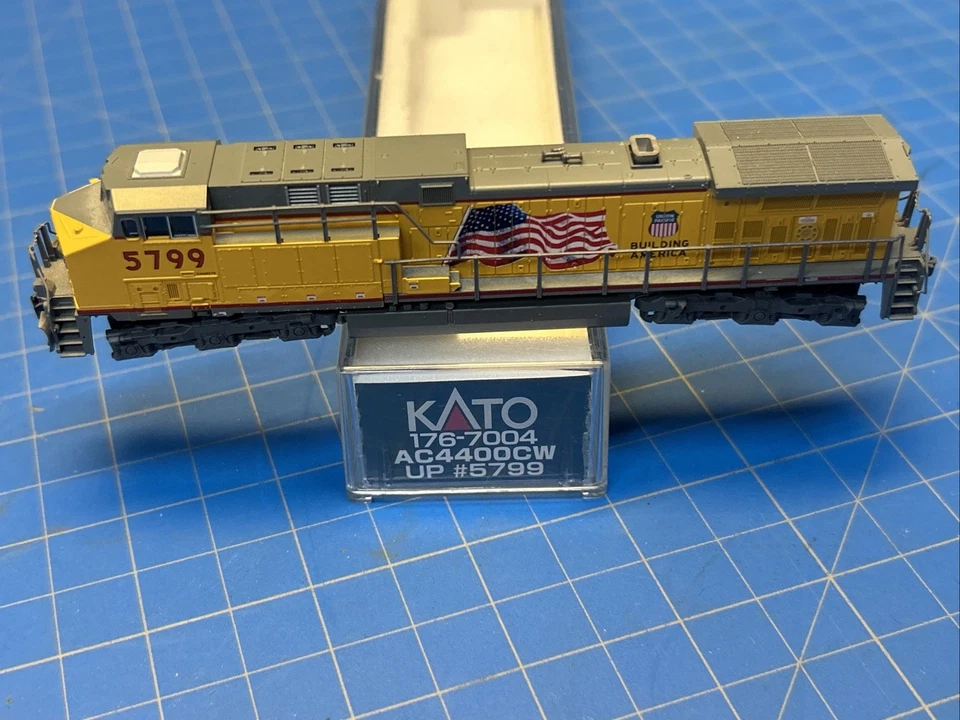 Kato N Scale “Union Pacific” #5799 “Building America” 176-7004 Read - Image 1 of 4