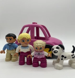 Lego Duplo Pink Car With 4 Figures Family Mom Dad Child Dog 2012 - Picture 1 of 12