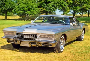 1972 Buick Riviera Silver Arrow III Concept Car - Promotional Photo Poster - Picture 1 of 1
