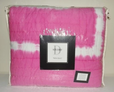 НОВЫЙ STUDIO D MALIBU TWIN РАЗМЕР 2 ИЗДЕЛИЯ ЛОСКУТНОЕ ОДЕЯЛО КОМПЛЕКТ СО СТАНДАРТНЫМ SHAM РОЗОВЫЙ МУЛЬТИ - Изображение 1 из 4