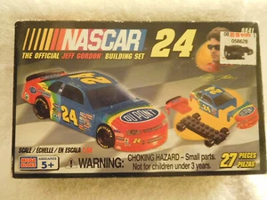 Mega Blocks NASCAR 24 Jeff Gordon Building Set - Picture 1 of 1