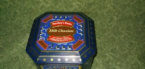 Hershey's Kisses Limited Edition Commemorative Tin Celebrating Year 2000 (VG072) - Imagen 1 de 9