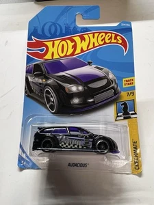 Hot Wheels - Audacious - Black & Purple - HW Checkmate 7/9 2017 T51 - Picture 1 of 2