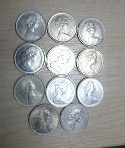 Eleven G.B. 5 pence coins 1968 to 1988 all different UNC - Picture 1 of 9