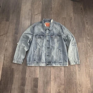 LEVIS • VNTG Distressed Denim Jacket (XXL) VNDS - Picture 1 of 5