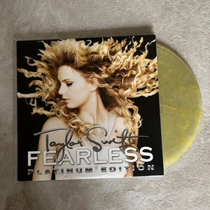 Taylor Swift - Fearless [RSD 2018 - Crystal Clear & Gold Vinyl] [No. 3631/3750] - Picture 1 of 6