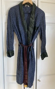 Vintage Majestic Robe Smoking Jacket Made In Canada Medium - Picture 1 of 7