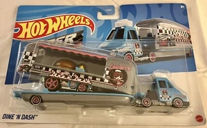 2023 Hot Wheels Track Super Rigs Dine'N Dash 1:64 Scale Diecast Cars Model Toys - Picture 1 of 6