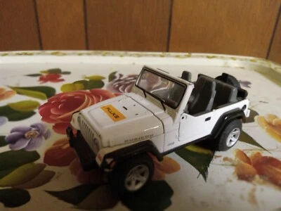 Maisto Jeep Wrangler Rubicon литая модель игрушечный автомобиль белый 1:27 специальный выпуск - Изображение 1 из 3