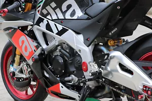 Aprilia RSV4 2015-2018 / Tuono V4 1100 2015 + CNC Racing Frame Sliders Protector - Picture 1 of 4