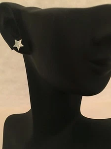 Unique Trending Tiny Star Silver Plated Earring - Picture 1 of 3