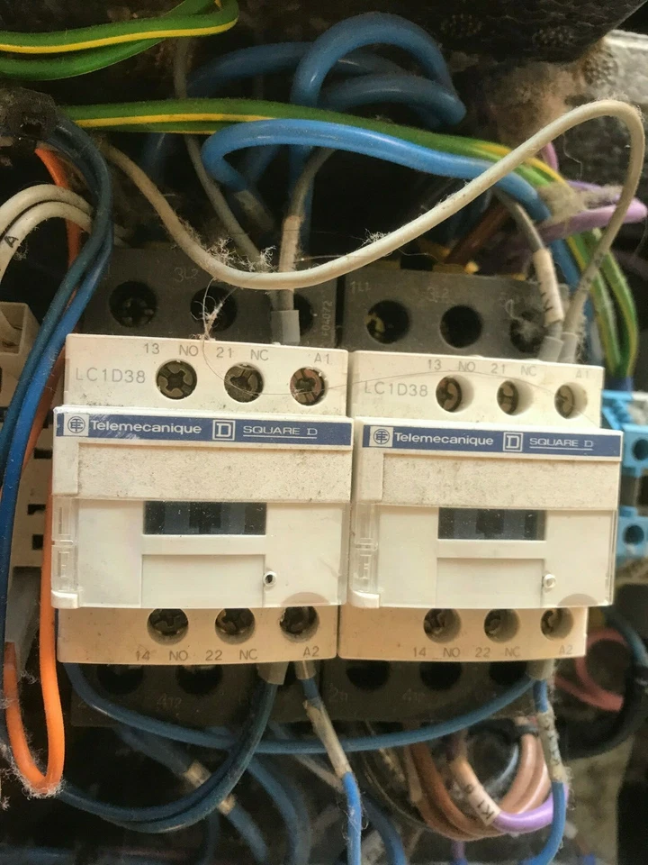 LC1D38 Telemecanique - Magnetic Contactors Ergoline Tanning Bed Relays Parts - Image 1 of 1